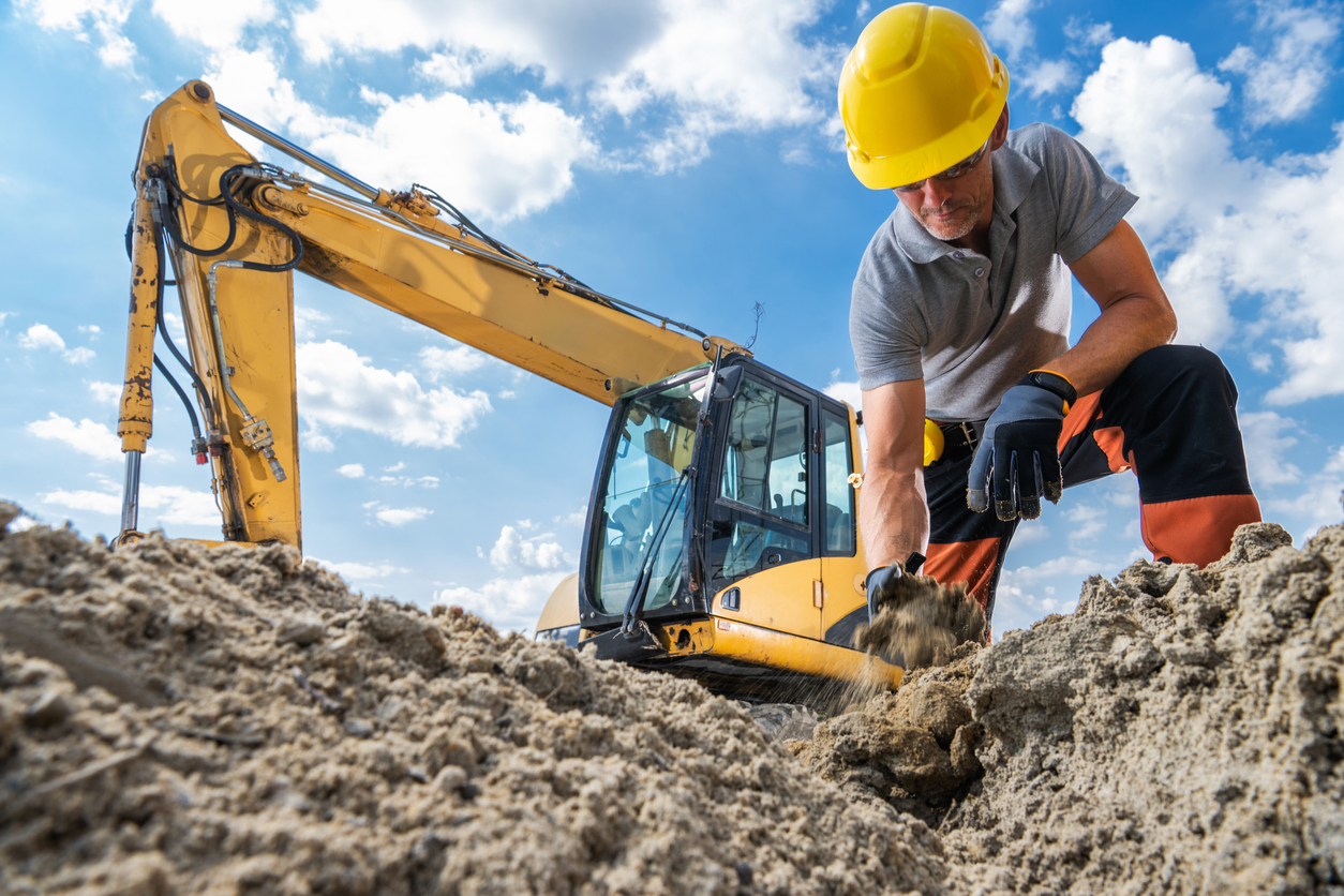 &pound;125,000 Settlement for Flintshire Groundworker Injured in Construction Site Accident