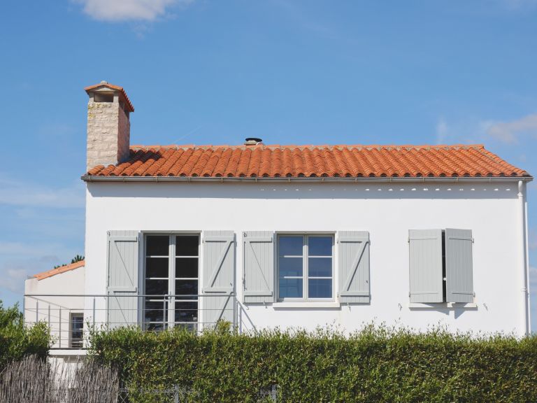 Do you know the legal costs of moving home?
